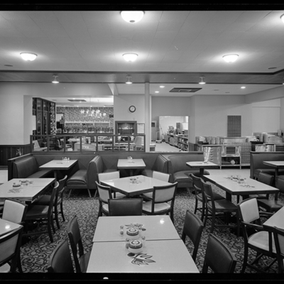 Hot Shoppes dining room 19 [51552-8]