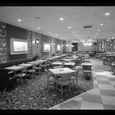 Hot Shoppes dining room interior with lunch counter 2 [51552-18]